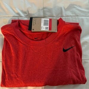 NWT men’s Nike shirt